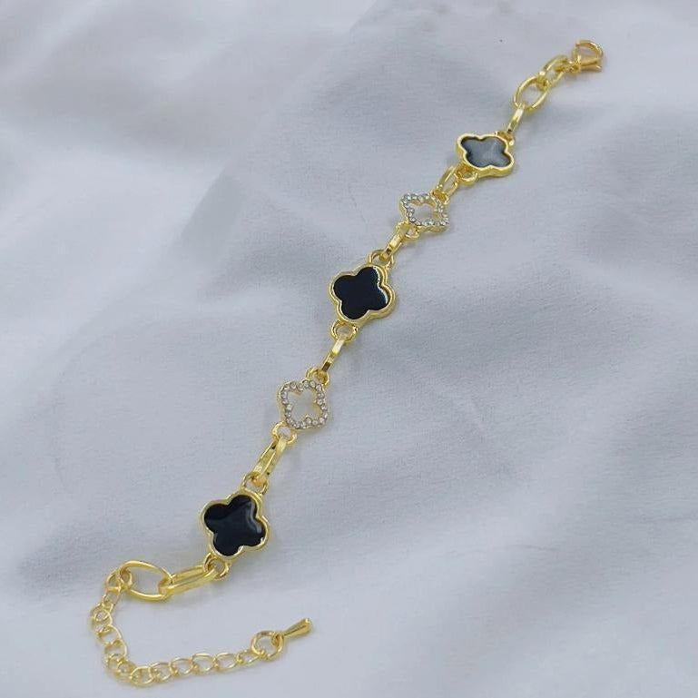 Elegant Clover Charm Bracelet