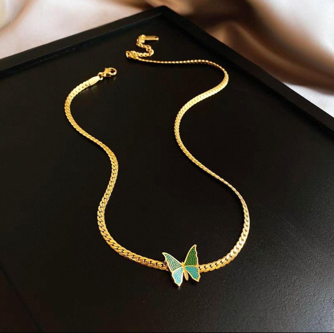 Korean Style Butterfly Gold Pendant Necklace